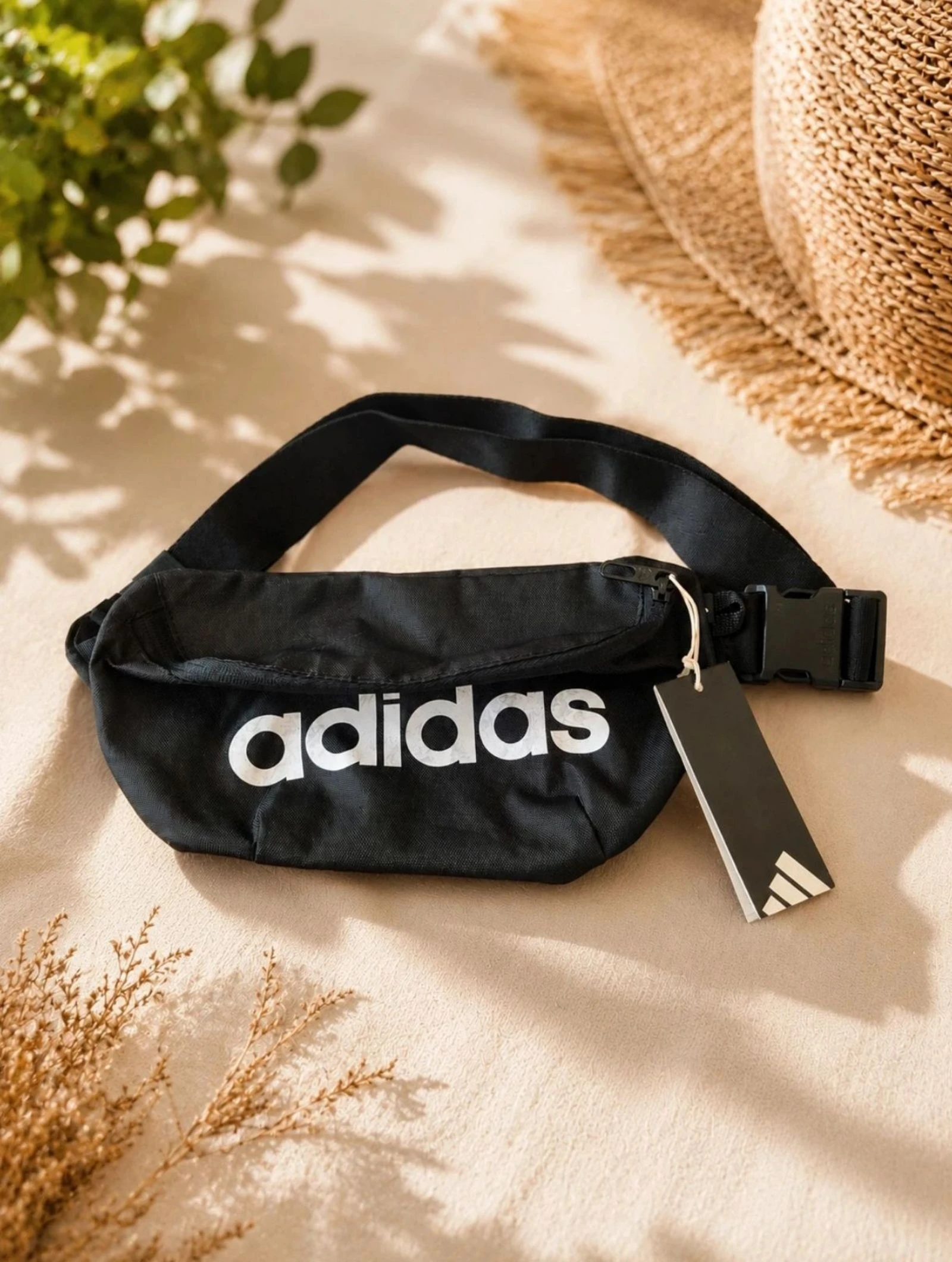 Sacoche banane Adidas noire – Neuve avec étiquette